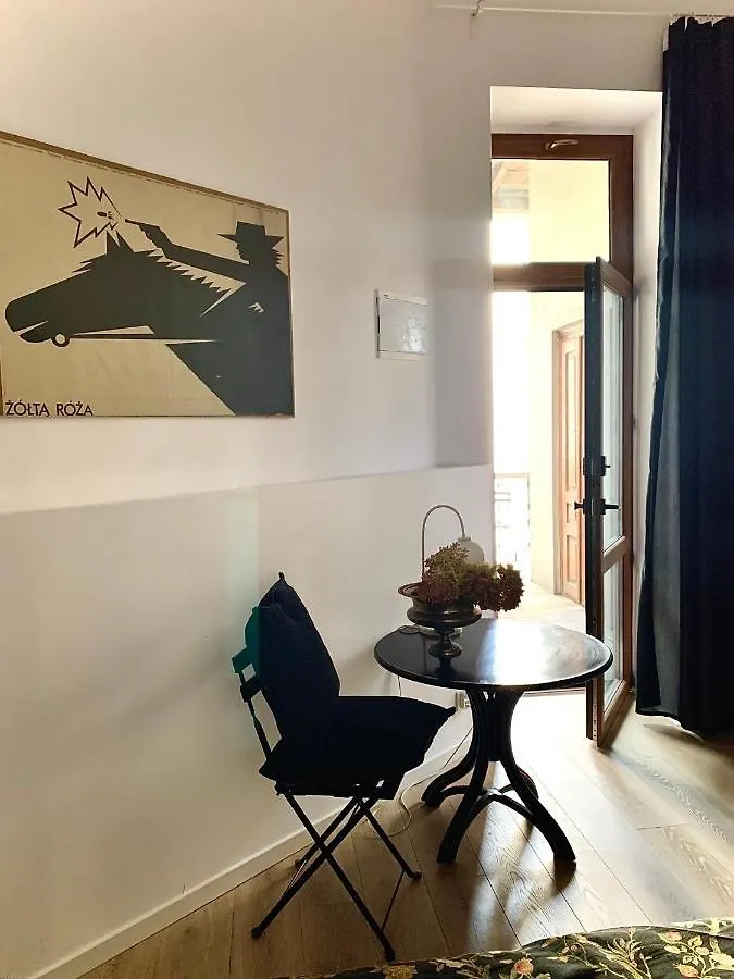 Black Velvet Apartment Krakow Poland